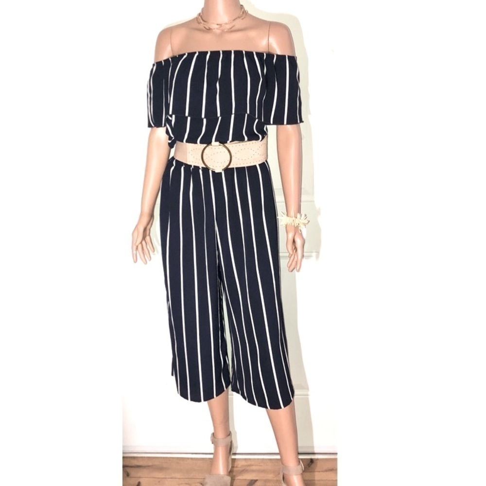 Sydney Rose Blue and White striped off the shoulder Romper/Jumpsuit Medium